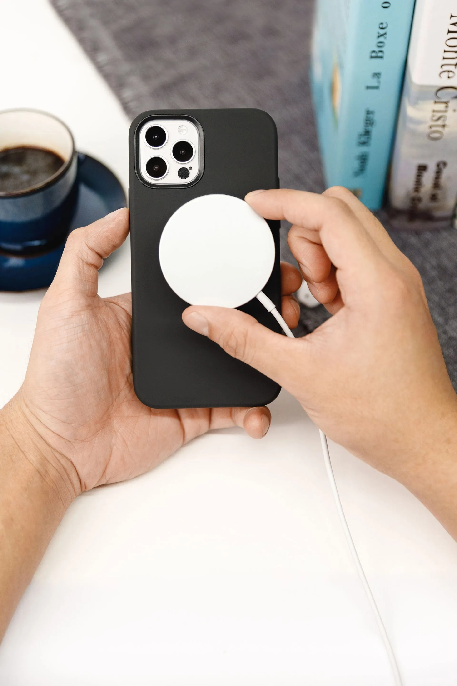 MagSkin iPhone 12/ 12 Pro