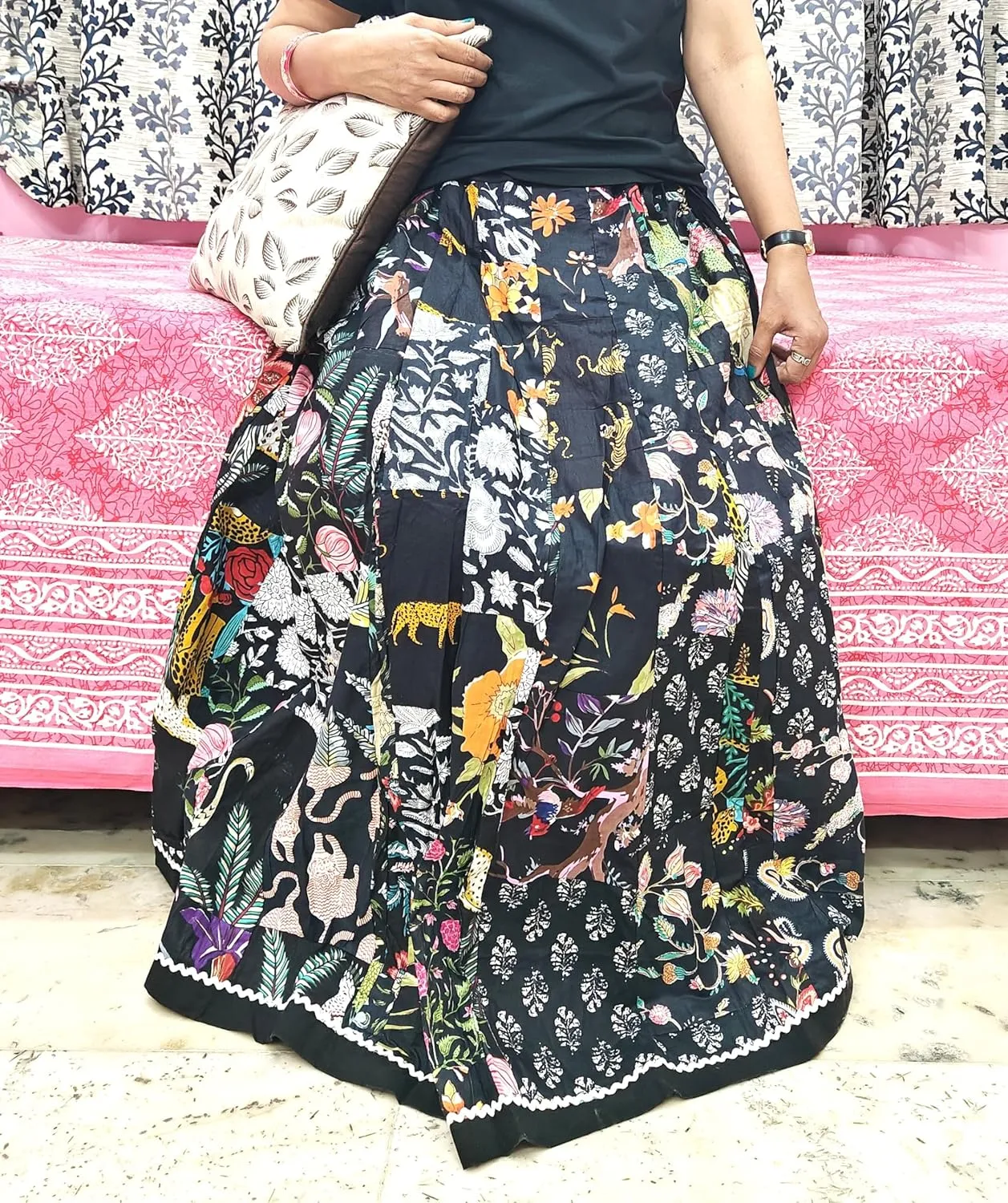 Rastogi Handicrafts Women's Boho Maxi Skirt, Paisley Floral Print, Geometric Pattern, Waist, Long Flowy Design
